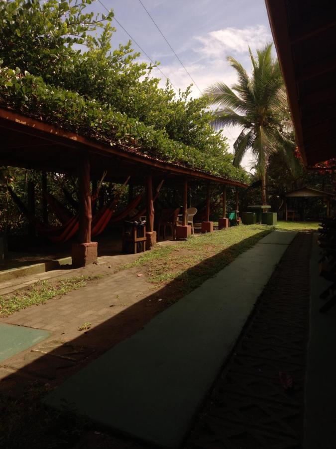 Hotel Cabinas Balcon del Mar Tortuguero Exterior foto